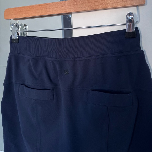 Lululemon Future Varsity Pants in Inkwell - Picture 9 of 13